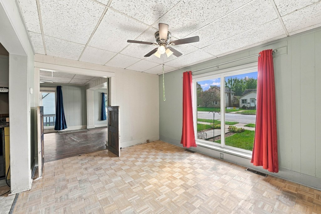 608 3rd Avenue Clinton, IA 52732 - Photo 14 of 33 Gallery Image 14