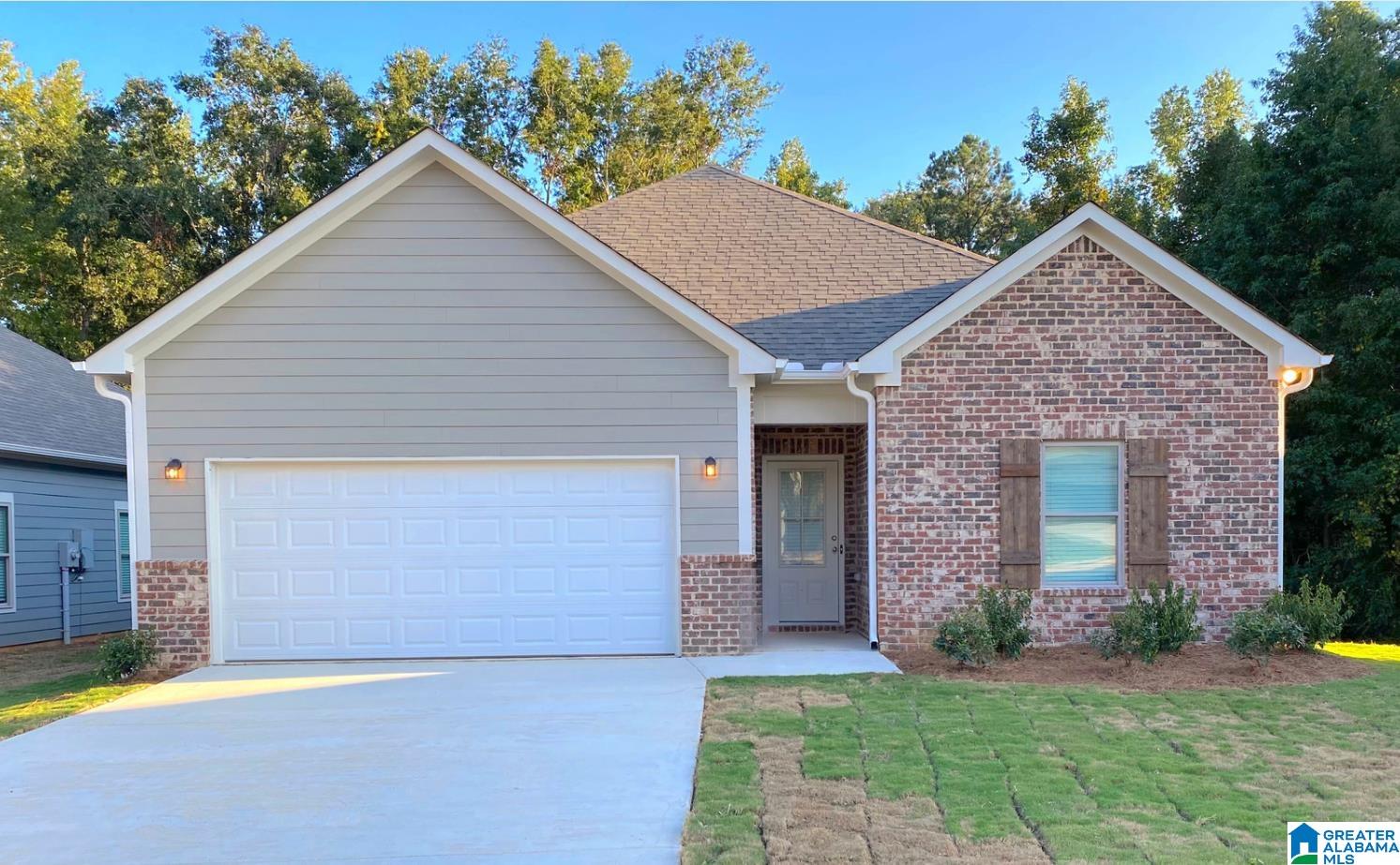 220 Avalon Way Clanton, AL 35045 - Photo 1 of 27
