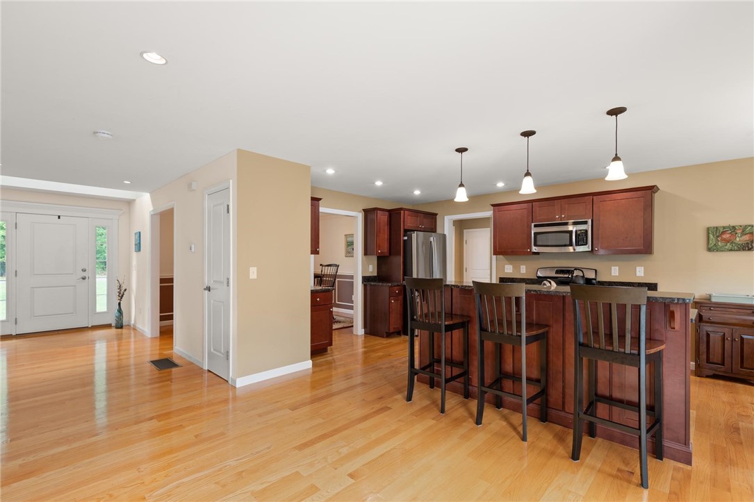 457 Cottrell Road Tiverton, RI 02878 - Photo 10 of 34 Gallery Image 10
