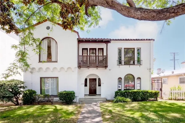 $3,000 | 218 East Windsor Road, Unit 1, Glendale, CA 91205
