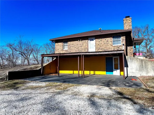 $215,000 | 10305 Northeast 1205 Private Road, Osceola, MO 64776