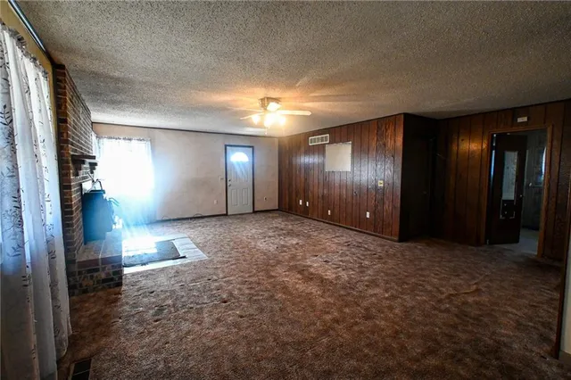 $215,000 | 10305 Northeast 1205 Private Road, Osceola, MO 64776