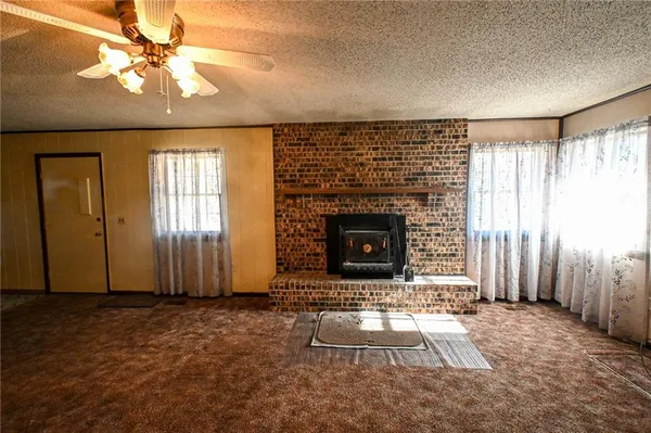 $199,900 | 10305 Northeast 1205 Private Road, Osceola, MO 64776