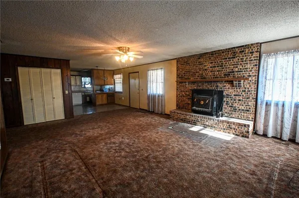 $199,900 | 10305 Northeast 1205 Private Road, Osceola, MO 64776