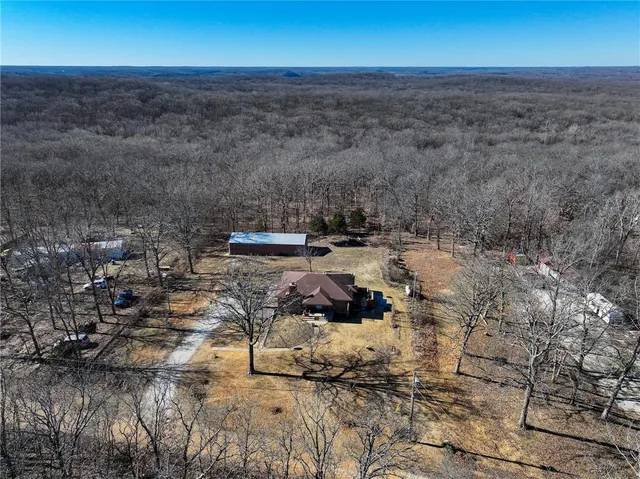 $215,000 | 10305 Northeast 1205 Private Road, Osceola, MO 64776