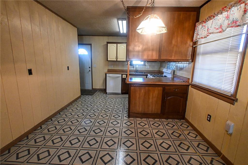 10305 Northeast 1205 Private Road Osceola, MO 64776 - Photo 21 of 47