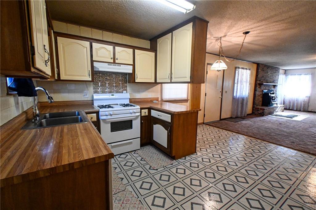 10305 Northeast 1205 Private Road Osceola, MO 64776 - Photo 23 of 47