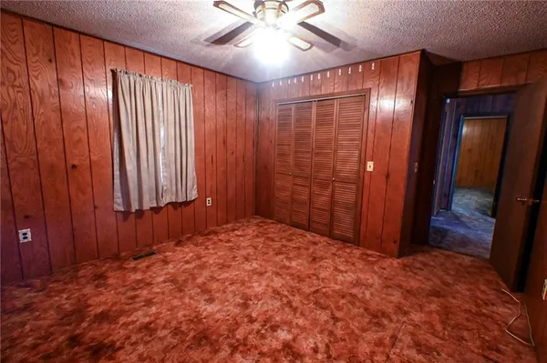 $199,900 | 10305 Northeast 1205 Private Road, Osceola, MO 64776