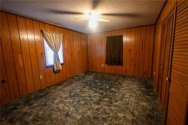 $215,000 | 10305 Northeast 1205 Private Road, Osceola, MO 64776