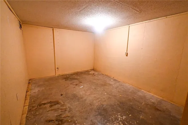 $215,000 | 10305 Northeast 1205 Private Road, Osceola, MO 64776