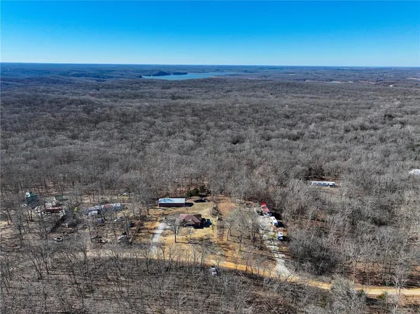 $199,900 | 10305 Northeast 1205 Private Road, Osceola, MO 64776