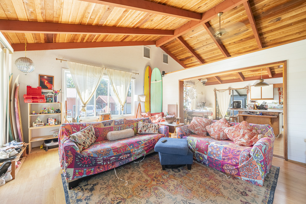 420 Ainalako Road Hilo, HI 96720 - Photo 5 of 20 a living room with furniture and a large window