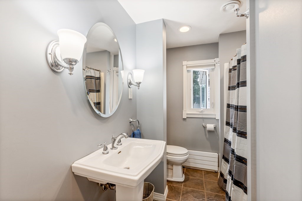 6 Fuller Road Chelmsford, MA 01824 - Photo 15 of 33 Gallery Image 15
