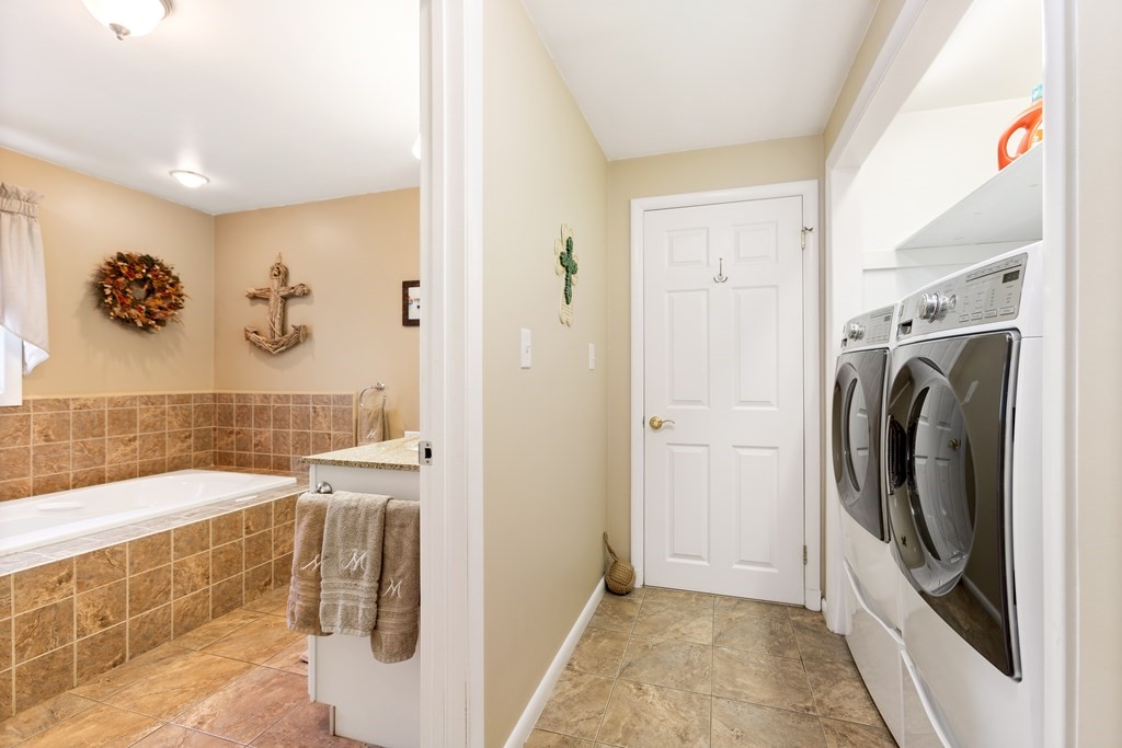6 Fuller Road Chelmsford, MA 01824 - Photo 21 of 33 Gallery Image 21