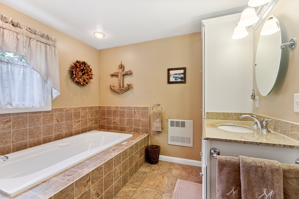 6 Fuller Road Chelmsford, MA 01824 - Photo 22 of 33 Gallery Image 22