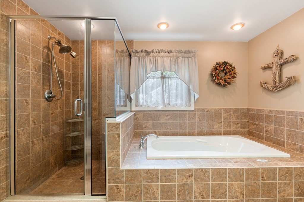 6 Fuller Road Chelmsford, MA 01824 - Photo 24 of 33 Gallery Image 24