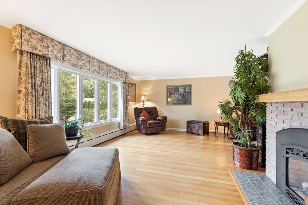 6 Fuller Road Chelmsford, MA 01824 - Photo 7 of 33 Gallery Image 7