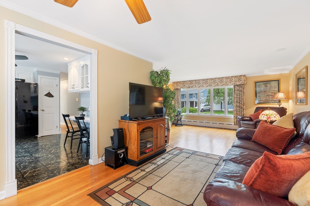6 Fuller Road Chelmsford, MA 01824 - Photo 9 of 33 Gallery Image 9