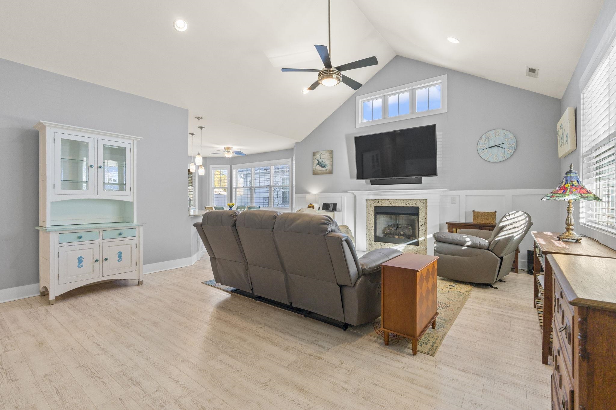 331 Waties Drive Murrells Inlet, SC 29576 - Photo 5 of 38