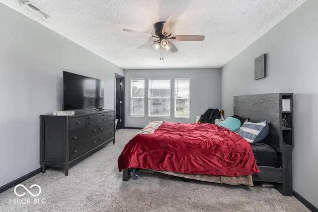 $279,900 | 638 Harvest Meadow Way, New Whiteland, IN 46184