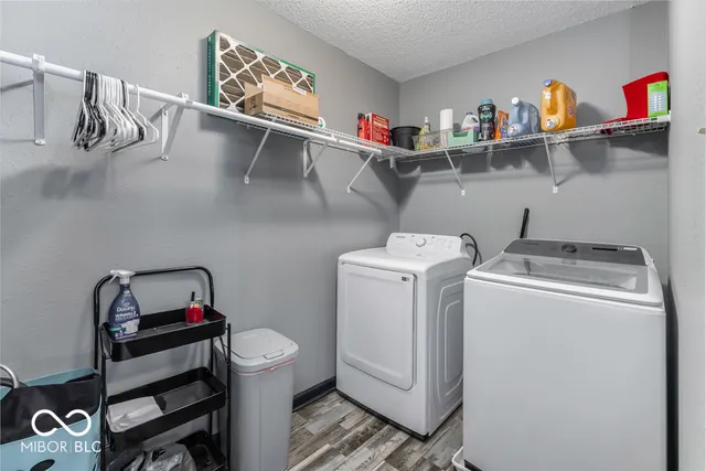 $279,900 | 638 Harvest Meadow Way, New Whiteland, IN 46184