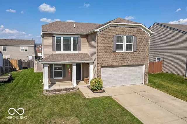 $279,900 | 638 Harvest Meadow Way, New Whiteland, IN 46184