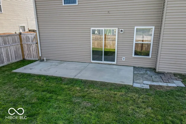 $279,900 | 638 Harvest Meadow Way, New Whiteland, IN 46184