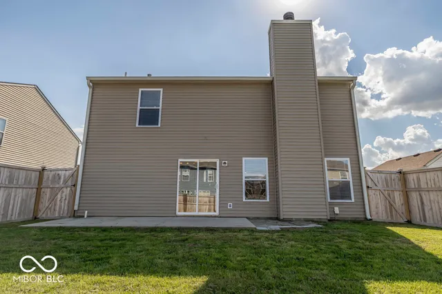 $279,900 | 638 Harvest Meadow Way, New Whiteland, IN 46184