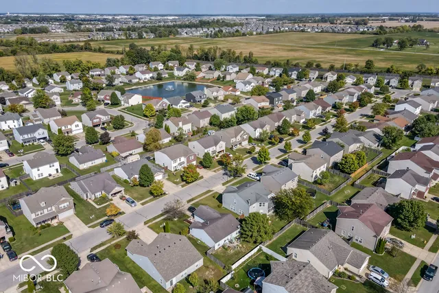 $279,900 | 638 Harvest Meadow Way, New Whiteland, IN 46184