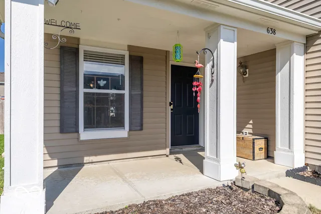 $279,900 | 638 Harvest Meadow Way, New Whiteland, IN 46184