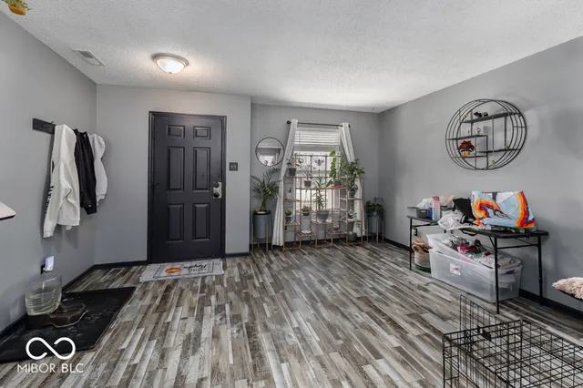 $279,900 | 638 Harvest Meadow Way, New Whiteland, IN 46184