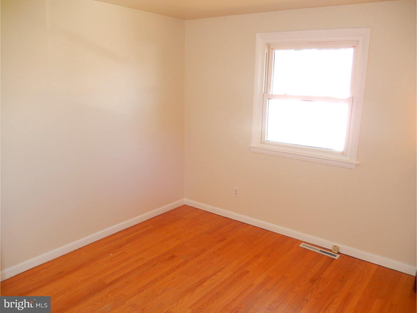 2403 Arden Road Cinnaminson, NJ 08077 - Photo 13 of 15 Gallery Image 13