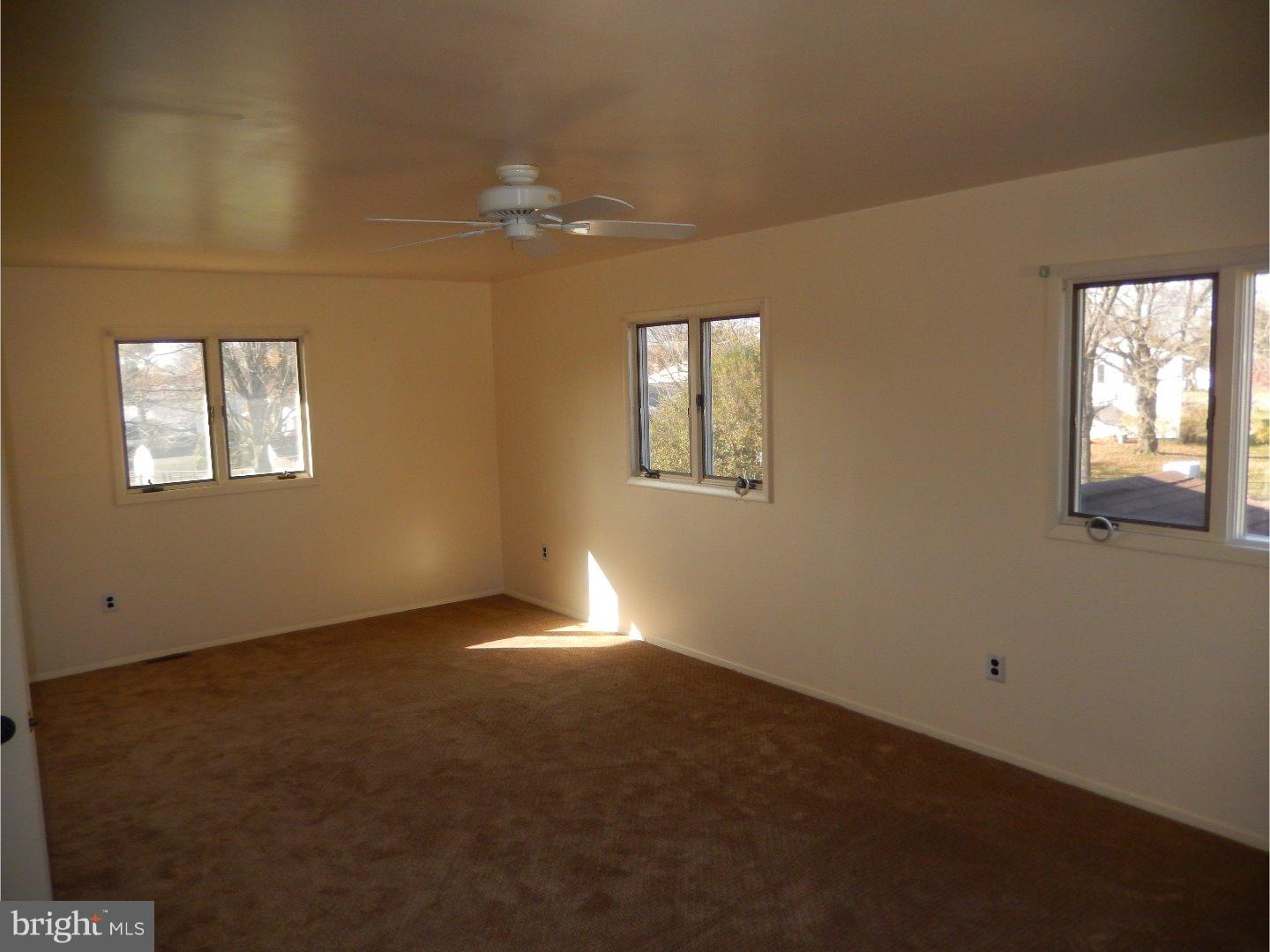 2403 Arden Road Cinnaminson, NJ 08077 - Photo 10 of 15 Gallery Image 10
