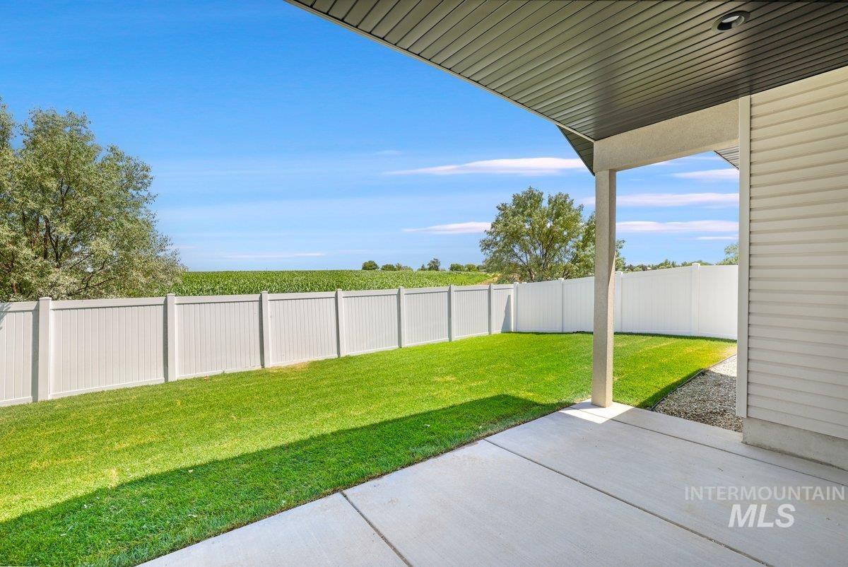951 Gregory Way Twin Falls, ID 83301 - Photo 26 of 31 Fenced backyard featuring a patio area