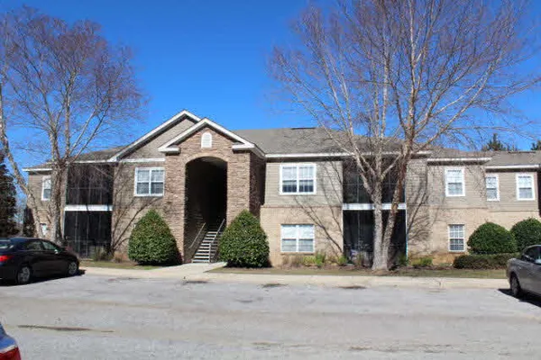 $950 | 450 Park Avenue, Unit 201, Foley, AL 36535