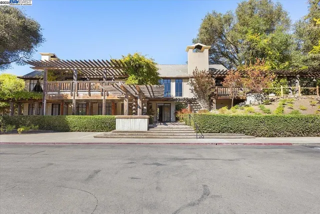 $1,149,999 | 441 Sycamore Hill Drive, Danville, CA 94526