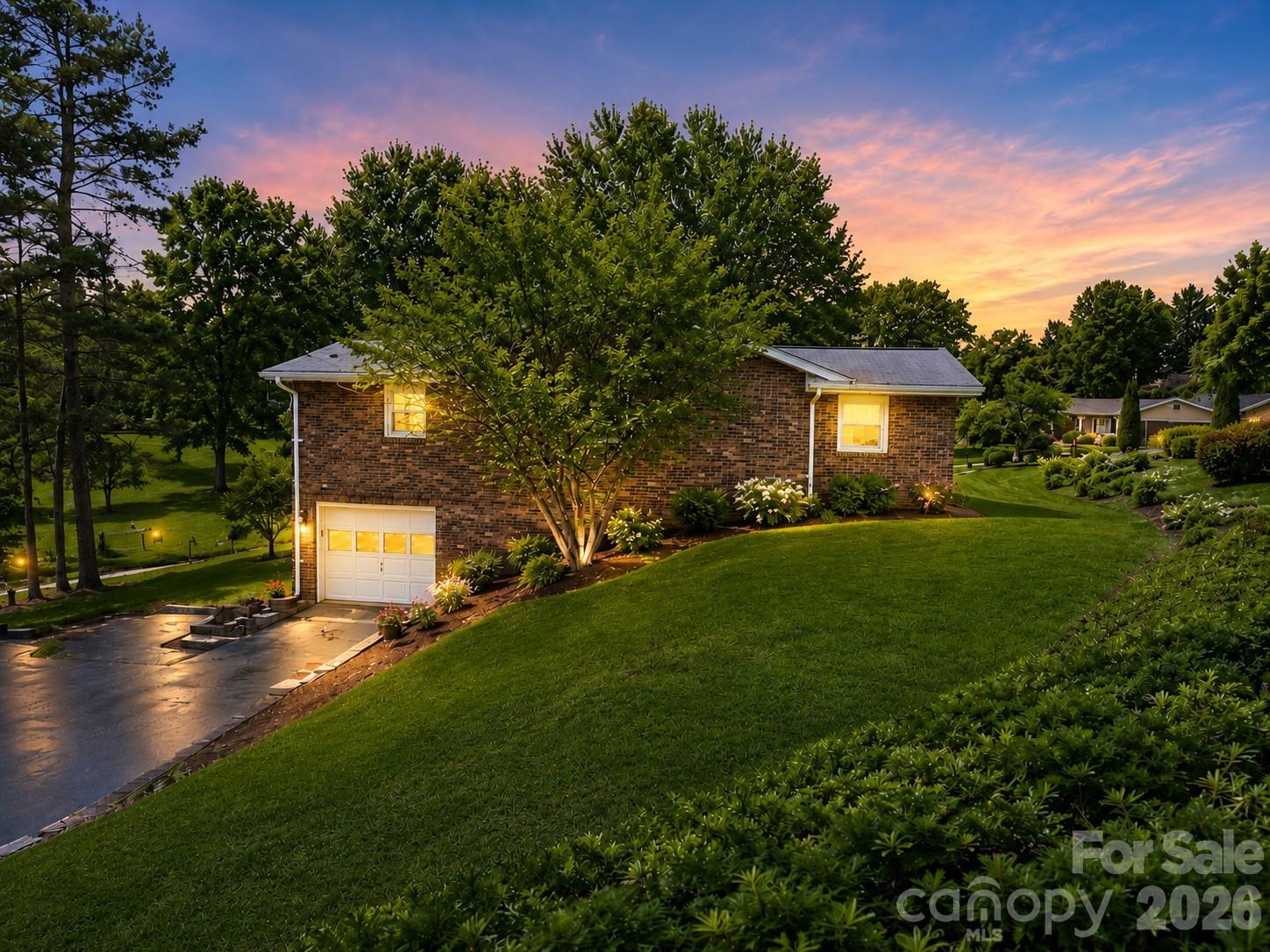 114 Falling Waters Road, Unit 2 Hendersonville, NC 28792 - Photo 1 of 21 Gallery Image 1
