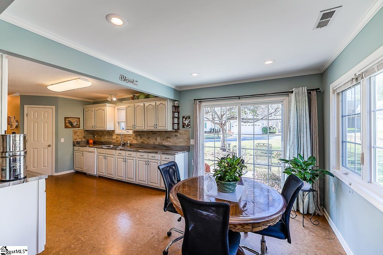 12 Stone Meadow Road Greenville, SC 29615 - Photo 12 of 27 Gallery Image 12
