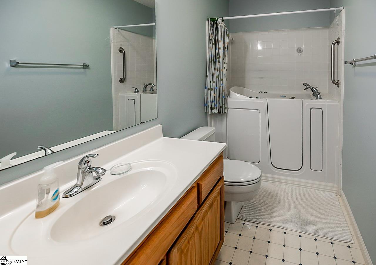 12 Stone Meadow Road Greenville, SC 29615 - Photo 25 of 27 Gallery Image 25