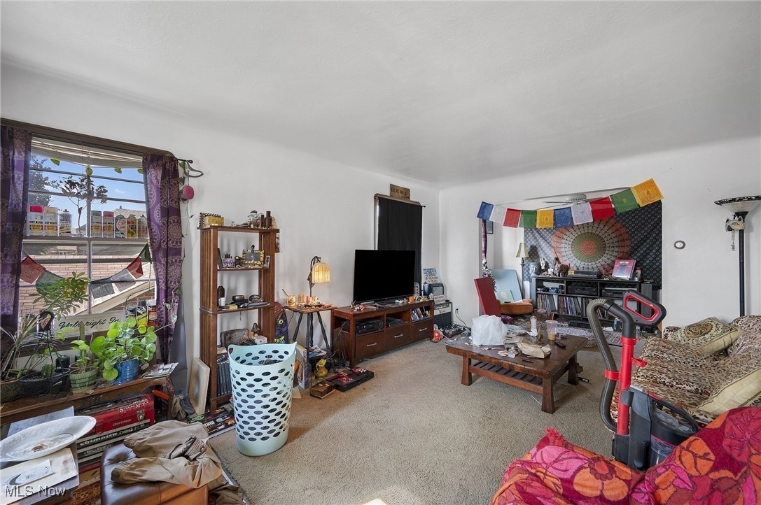 5886 State Road Cleveland, OH 44134 - Photo 7 of 26 Upstairs living room