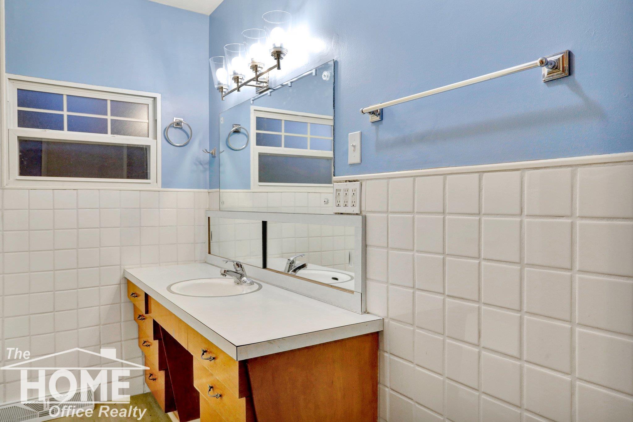 275 Elm Road Ovid, MI 48866 - Photo 15 of 28 50155382-18875886-21d0-4fd8-8449-31e96c0631bf.JPG