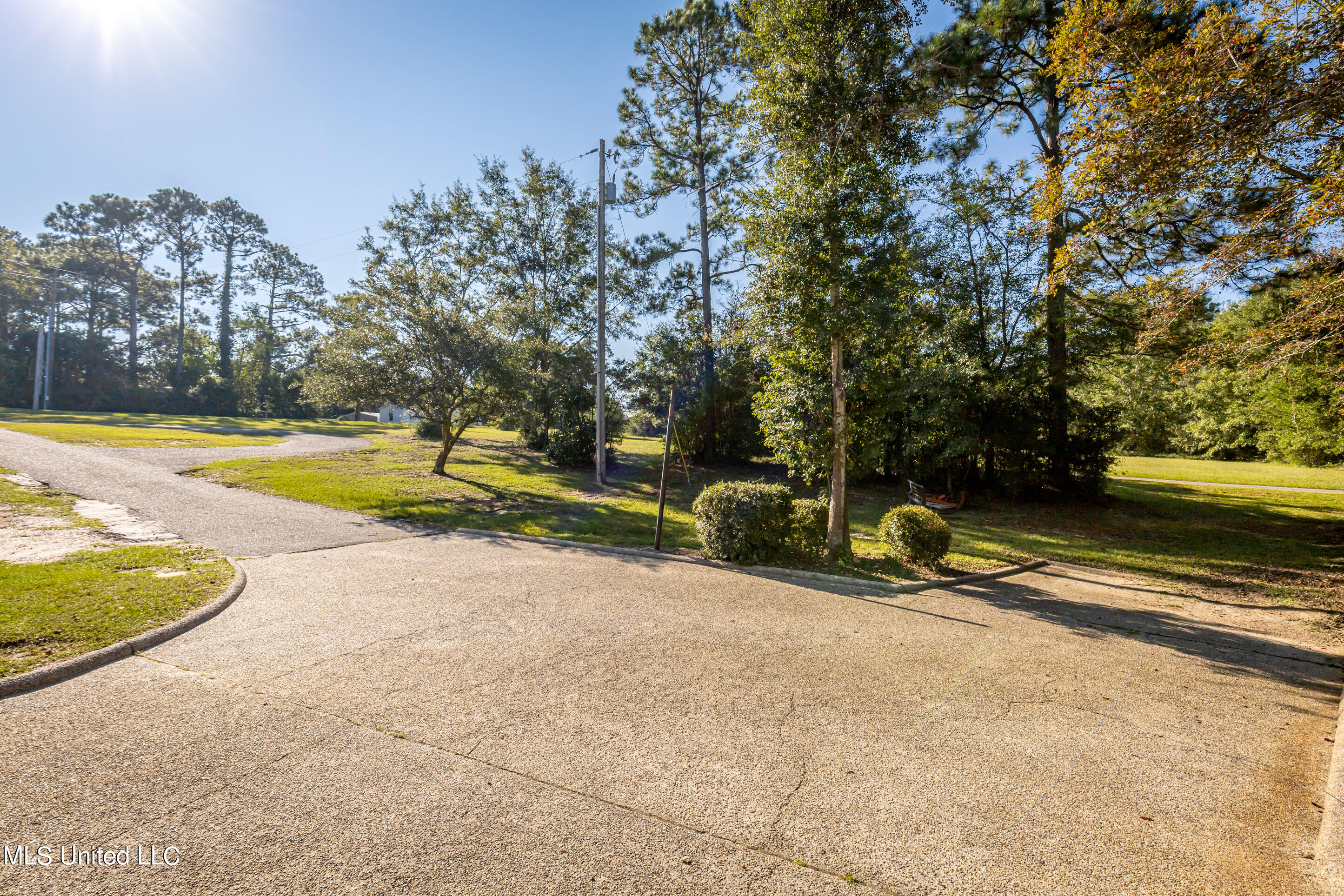 14115 Lorraine Road Biloxi, MS 39532 - Photo 69 of 76 IMG_0237