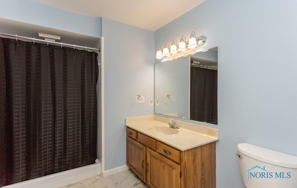 3118 Evergreen Road Toledo, OH 43606 - Photo 13 of 25 Gallery Image 13