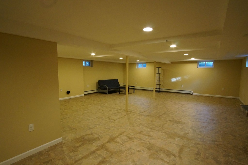 5 Jennings Road Westborough, MA 01581 - Photo 10 of 12 Gallery Image 10