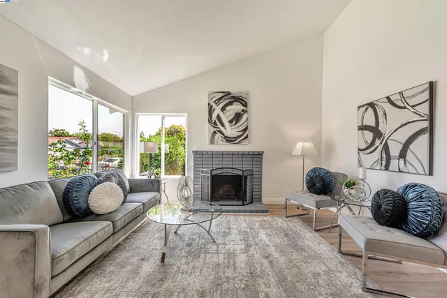 $1,275,000 | 295 Esmeralda Court, San Jose, CA 95116