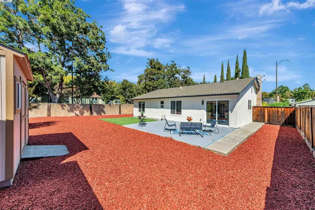 $1,275,000 | 295 Esmeralda Court, San Jose, CA 95116