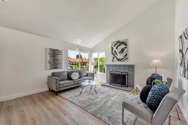 $1,275,000 | 295 Esmeralda Court, San Jose, CA 95116