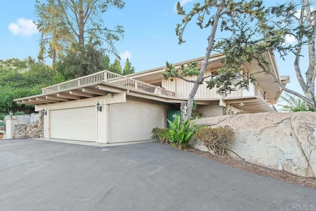 $2,000,000 | 9874 Summit Drive, La Mesa, CA 91941