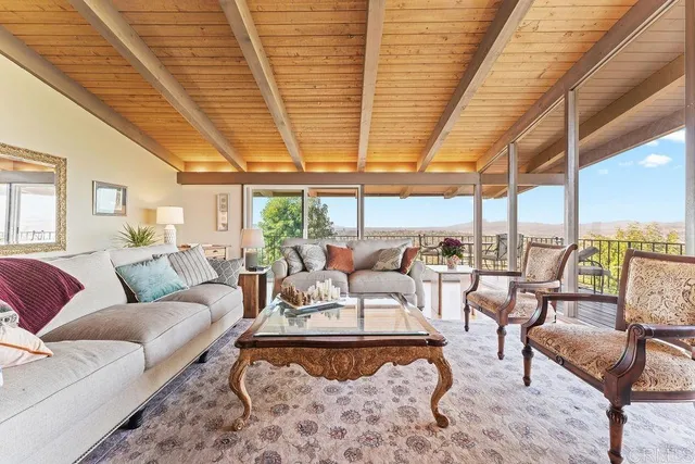 $2,000,000 | 9874 Summit Drive, La Mesa, CA 91941