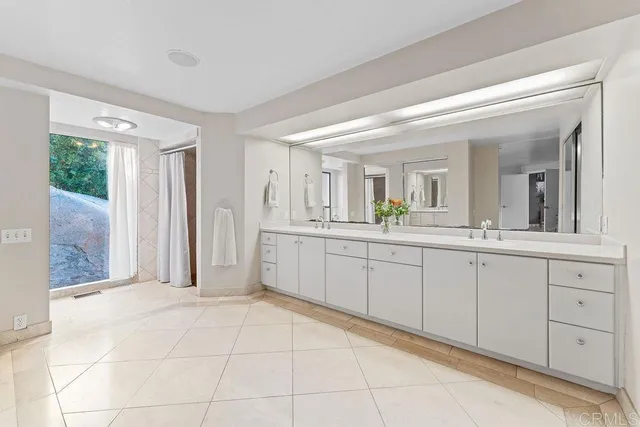 $2,000,000 | 9874 Summit Drive, La Mesa, CA 91941